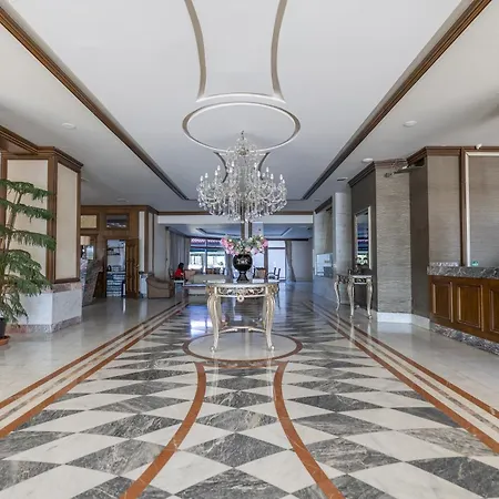 Hotel Halic Park 5*